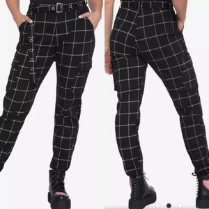 Hot Topic Black & White Plaid Cargo Joggers XS
